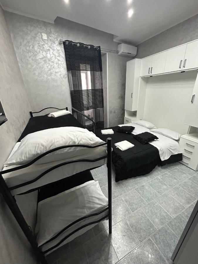 Da Concettina House Apartment Napoli Ngoại thất bức ảnh