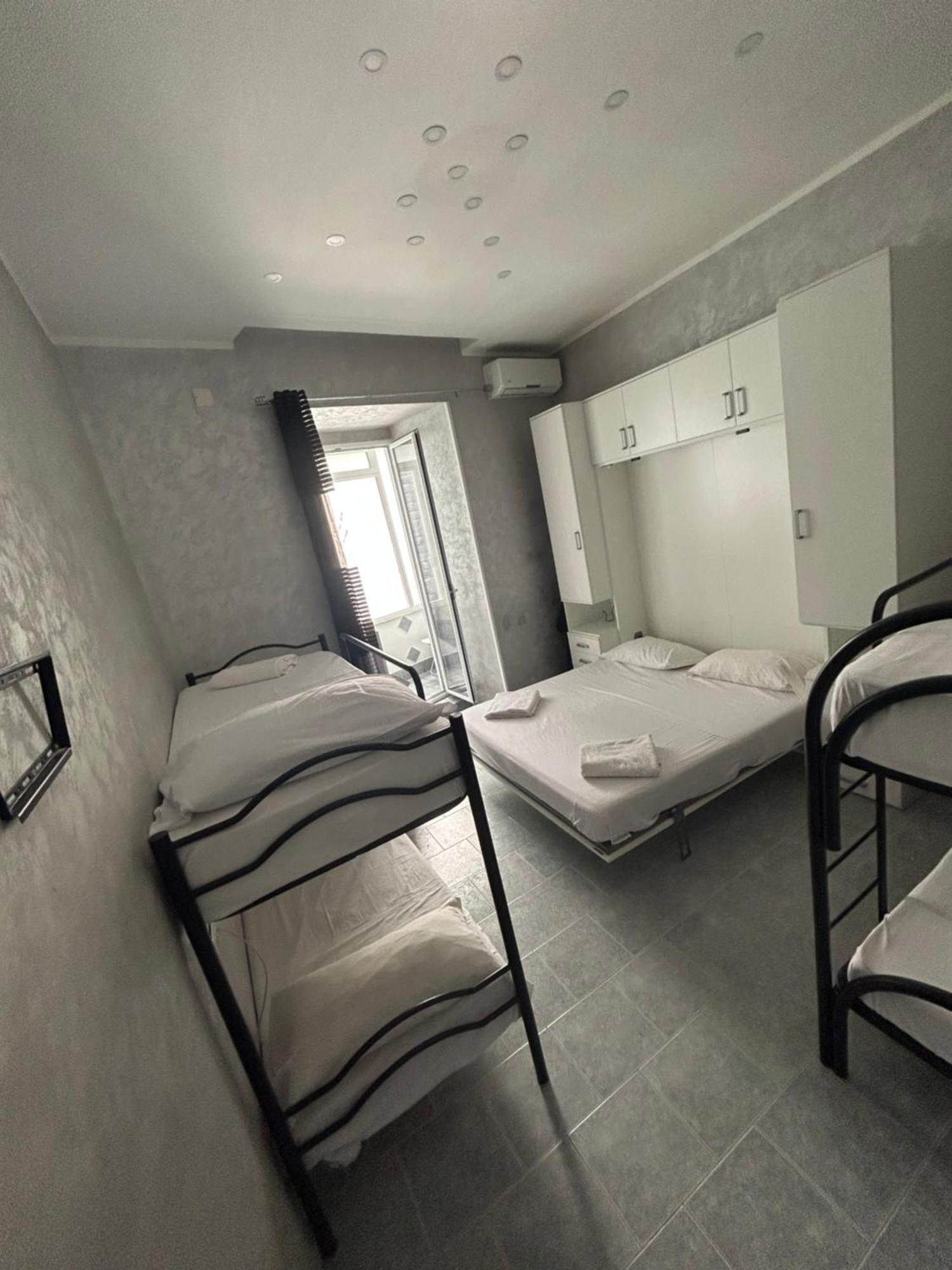 Da Concettina House Apartment Napoli Ngoại thất bức ảnh