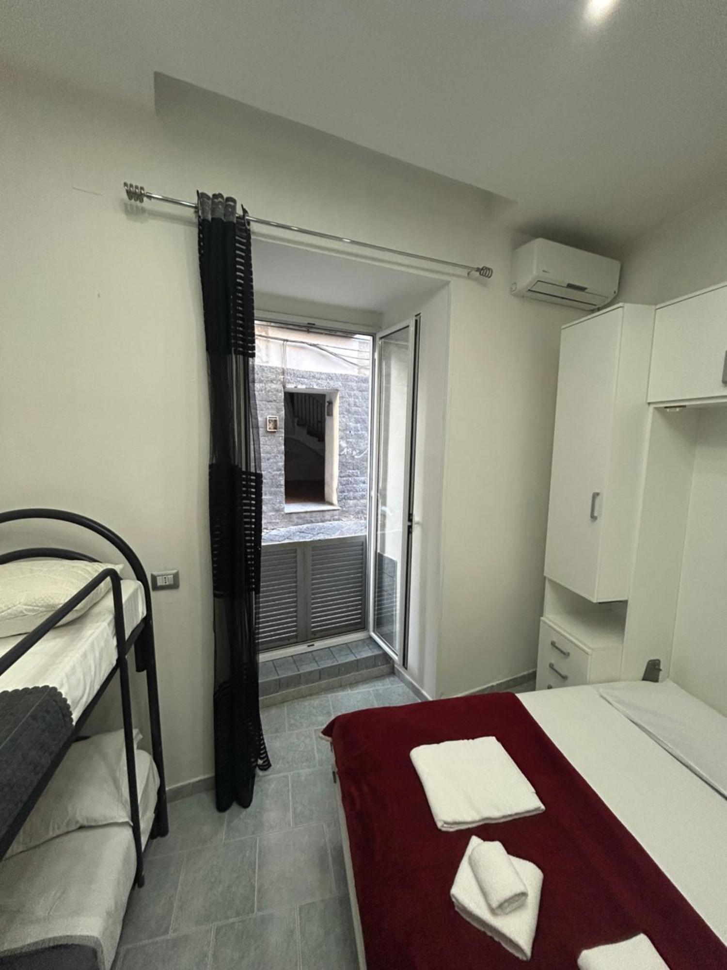 Da Concettina House Apartment Napoli Ngoại thất bức ảnh