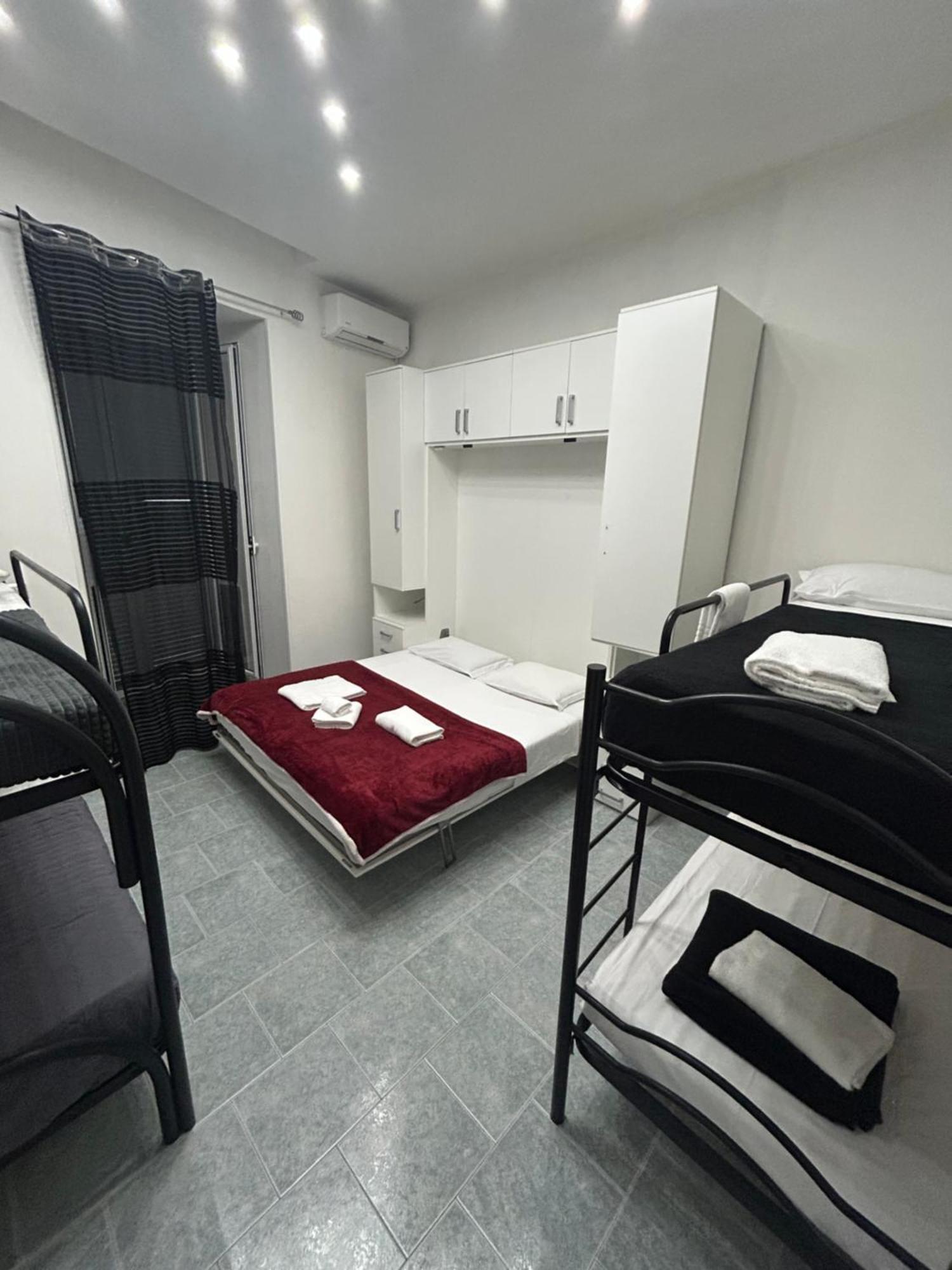 Da Concettina House Apartment Napoli Ngoại thất bức ảnh