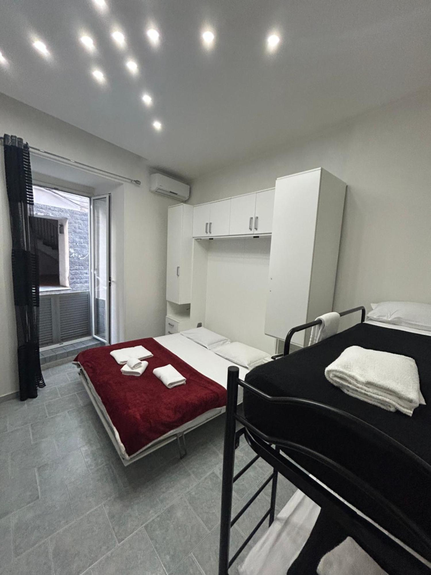 Da Concettina House Apartment Napoli Ngoại thất bức ảnh